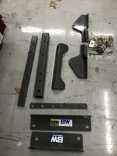 B&W GNRM1117 TURNOVERBALL HITCH MOUNTING RAIL FOR FORD F250 F350 SUPER DUTY RWD