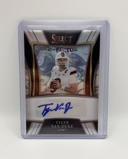 2022 Panini Select Draft Picks X-Factor Signatures Tyler Van Dyke Silver Prizm