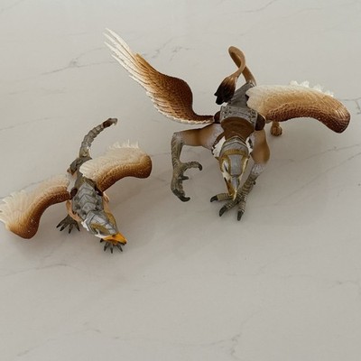 Schleich World History of Knights Griffin Bird of Prey Lot of 2