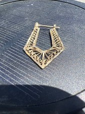Vintage 14k yellow gold filigree post earring Angular Hoop. Just One