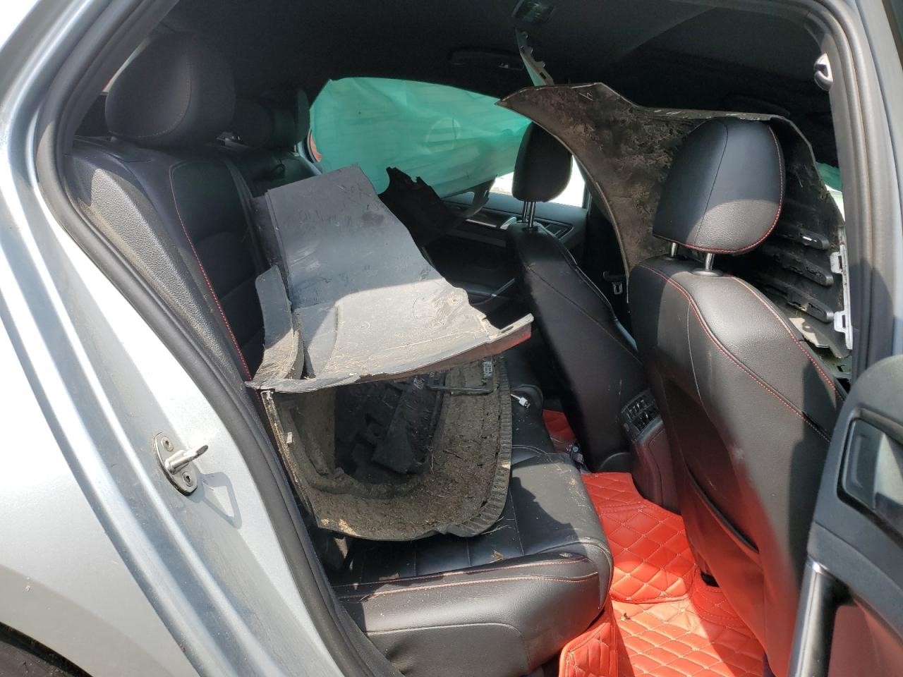 Used Right Windshield fits: 2017 Volkswagen Golf gti pillar Right Grade A