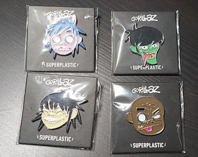 GORILLAZ PIN BADGE SET - SUPERPLASTIC - RUSSELL / NOODLE / 2D / MURDOC