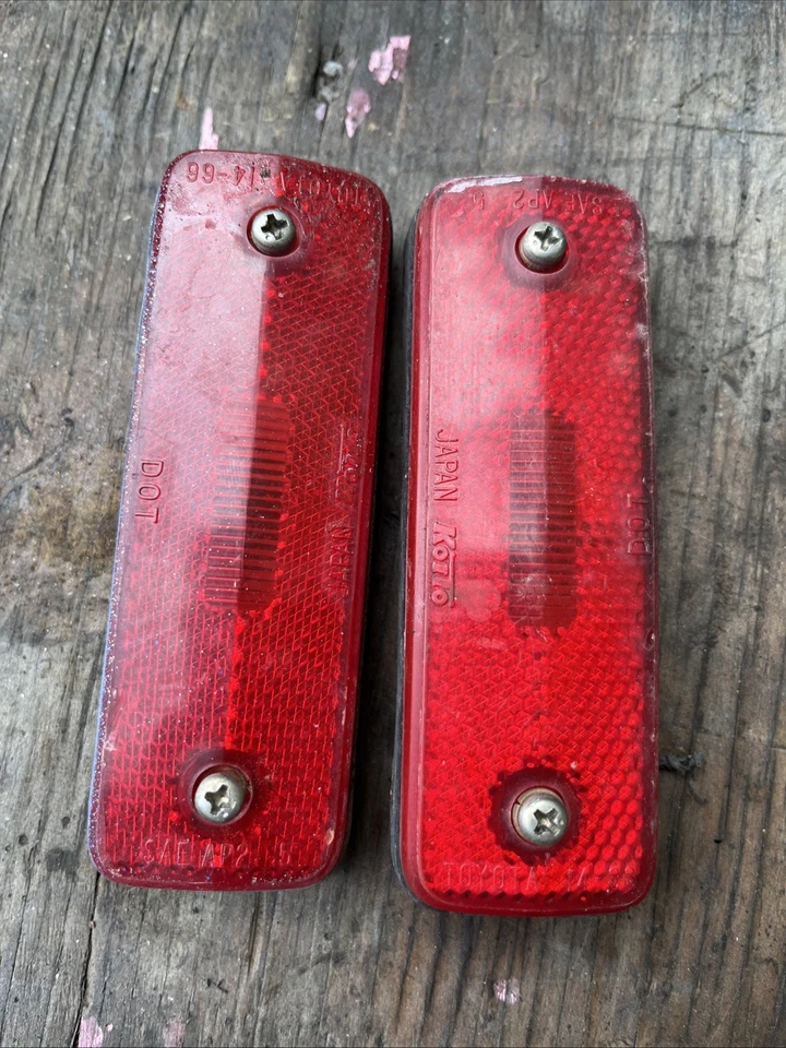 1980 Toyota Celica боковые маркеры слева справа оригинальный б/у пара - Изображение 2 из 3