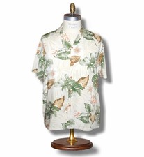 Paradise Found Men's Medium Hawaiian Shirt Leaves and Flowers Rayon