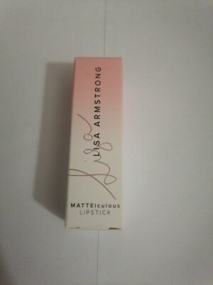 AVON x LISA ARMSTRONG MATTICULOUS LIPSTICK - THE CB - PEACHY NUDE VELVET-MATTE
