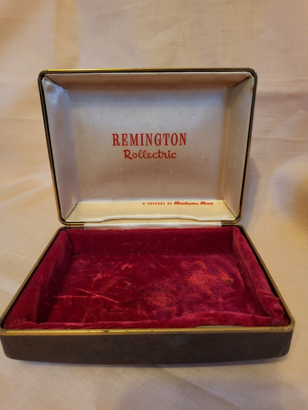 Vintage Remington Rollectric Shaver Box Velvet Lined