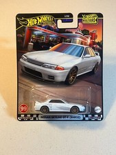 Hot Wheels Premium Boulevard Nissan Skyline 99