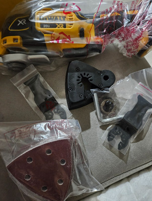Dewalt DCS355N 18V XR bürstenloses oszillierendes Multitool nacktes...
