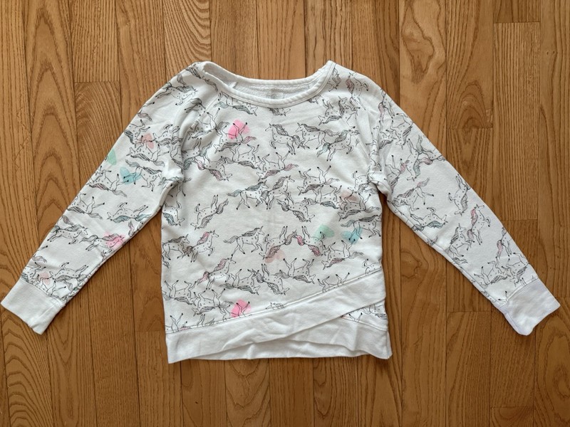 EUC SO Kid Girls White Unicorn Print Cozy Crewneck Crossover Sweater Sz 12