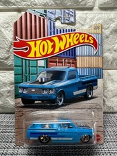 Hot Wheels 2021 Hot Pick Up Truck Series 5/5 Custom '72 Chevy LUV Blue
