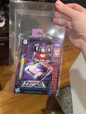 Hasbro Transformers Legacy Deluxe Minerva 6 in Action Figure