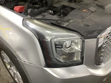 Passenger Right Headlight HID Opt T4F Fits 15-20 YUKON 5232527