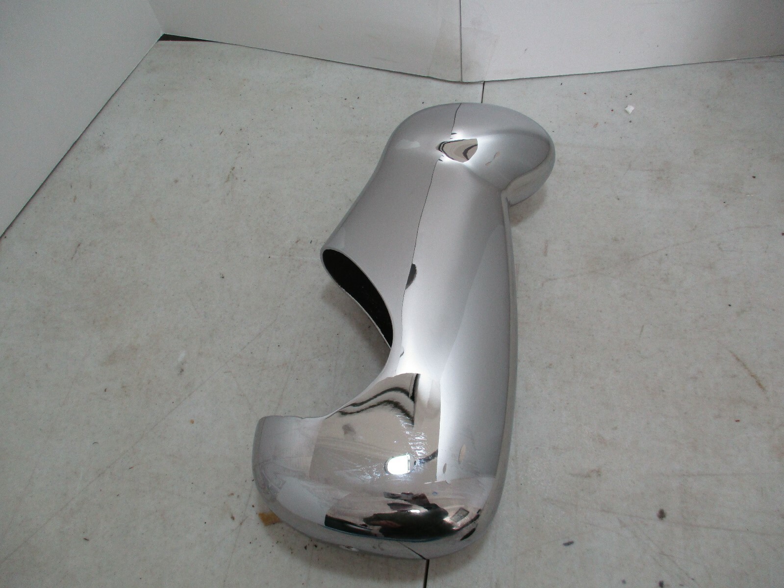 Rear bumper over rider Rolls-Royce Silver Wraith, Silver Cloud  Bentley S I & II
