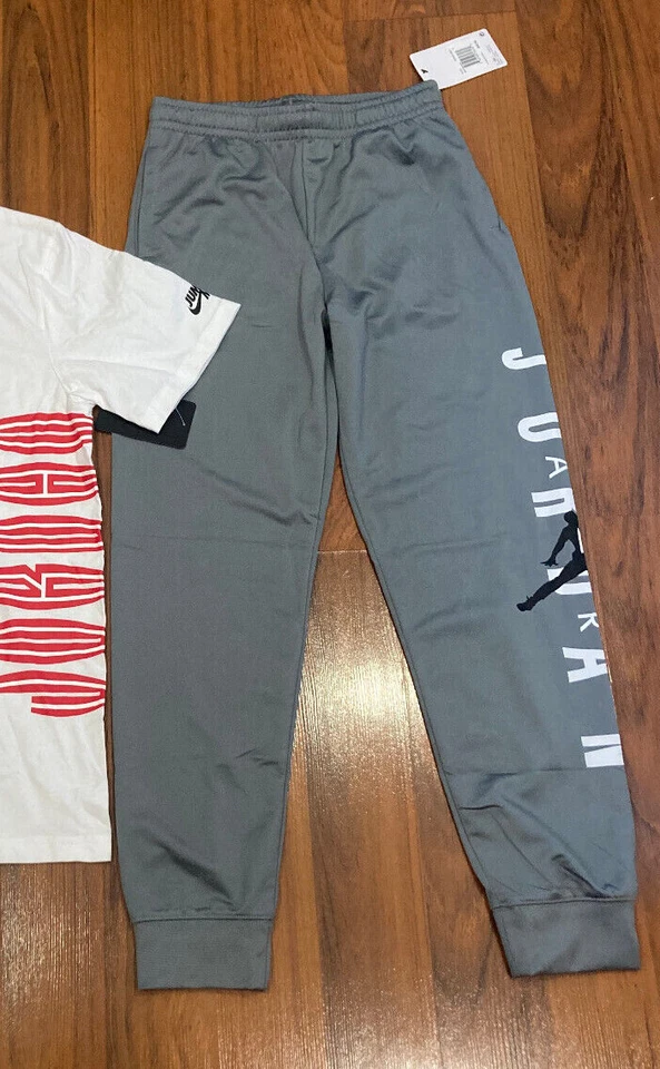 Nike Air Jordan Youth Boy T-Shirt PANTS Tracksuit 2pc Size XL-18 New - Image 3 of 4