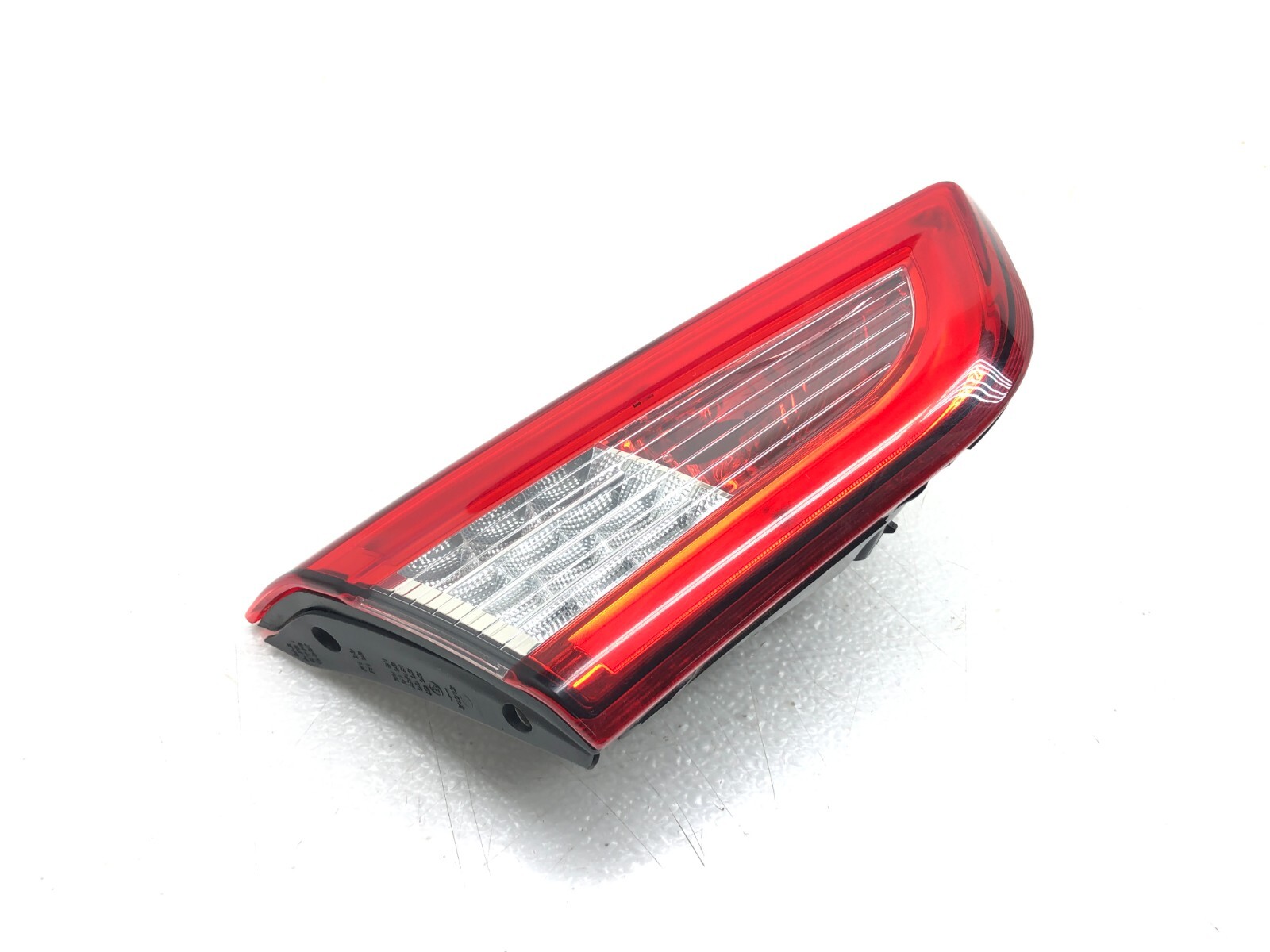 2014-2017 MASERATI GHIBLI S LEFT DRIVER REAR INNER TAIL LIGHT OEM.