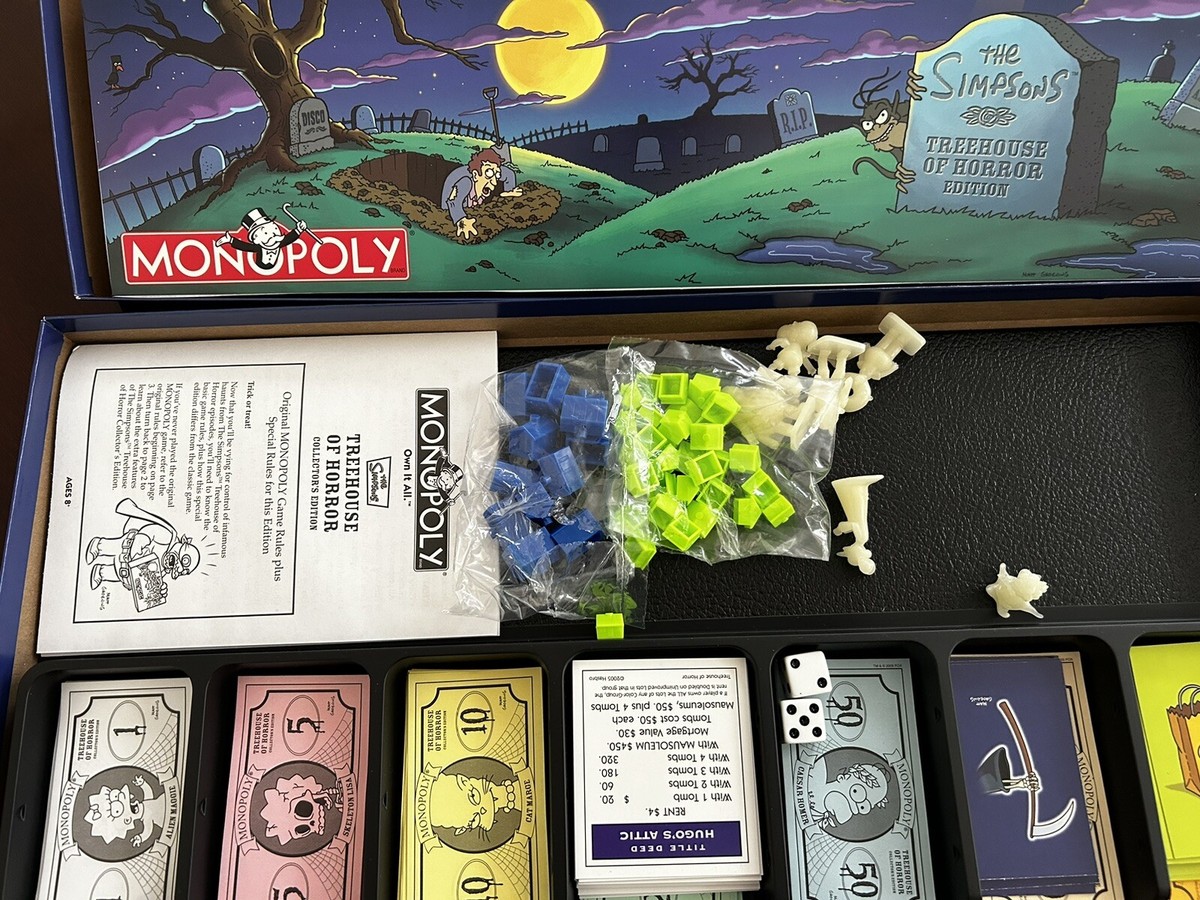 5つの英語のボードゲーム。 Apples to Apples、Eldritch Horror、Azul