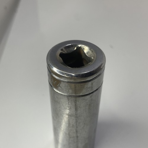 Husky USA 1/2" Drive 6-Point 7/8" SAE Deep Well Chrome Socket #24128 - Picture 3 of 5