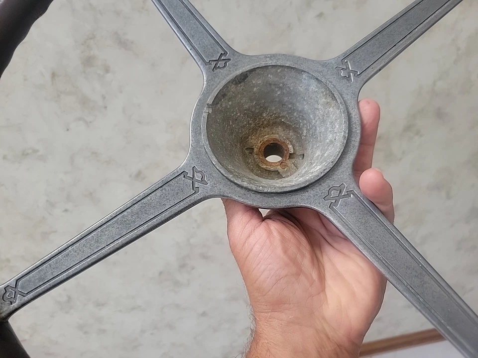 1928 BUICK Standard Six, VOLANTE de alumínio gravado, Hot Rod, Rat Rod - Imagem 2 de 4