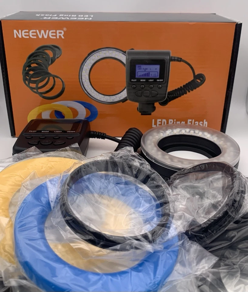 NEEWER 48-LED Macro Ring Flash Bundle com anéis adaptadores e difusores caixa aberta - Imagem 2 de 4