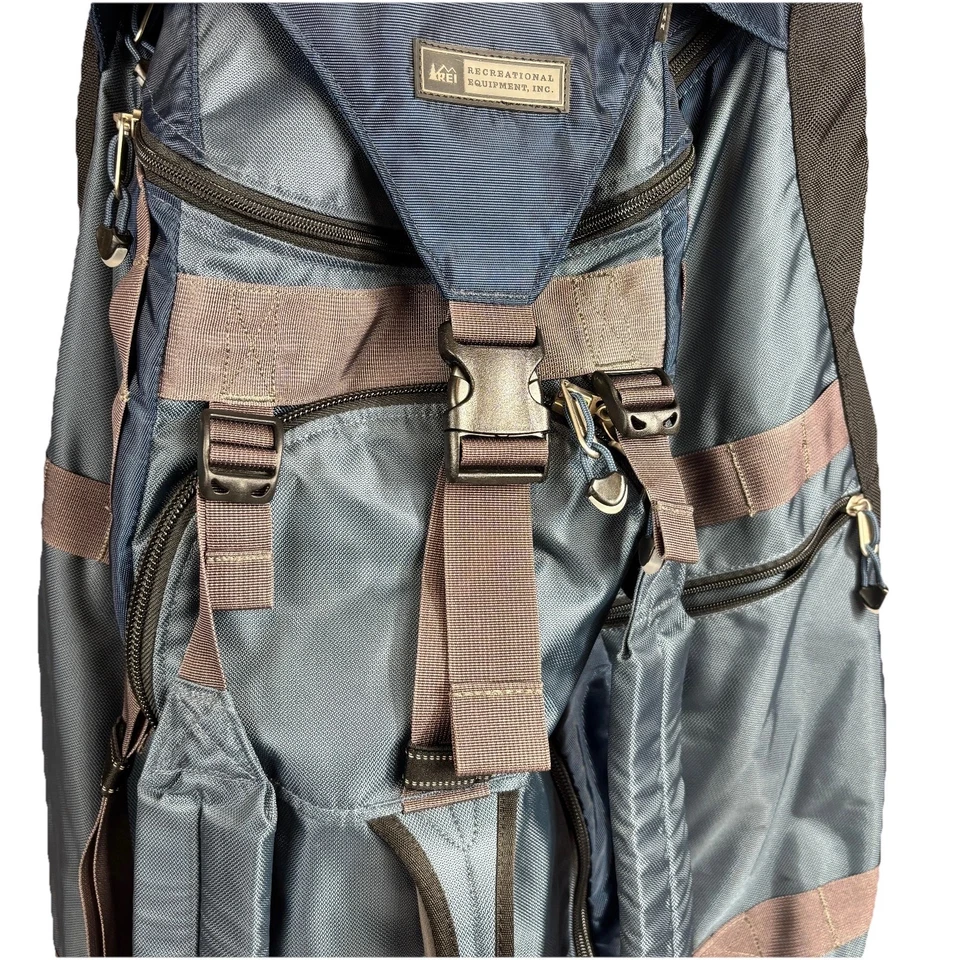 Mochila de viaje REI Grand Tour 80L azul y grafito senderismo al aire libre 32x15x12 Foto 3 de 4