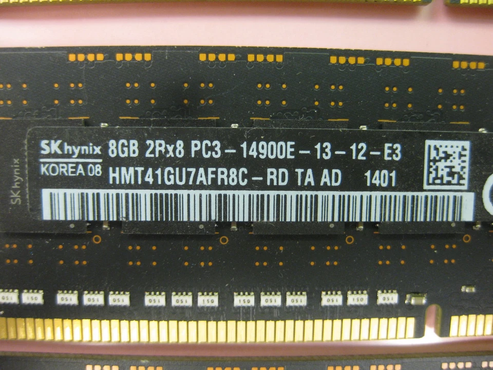 32GB (4x8GB) PC3-14900E DDR3-1866MHz 2Rx8 ECC SK Hynix HMT41GU7AFR8C-RD - Image 2 of 4