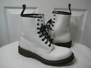 doc martens 11821
