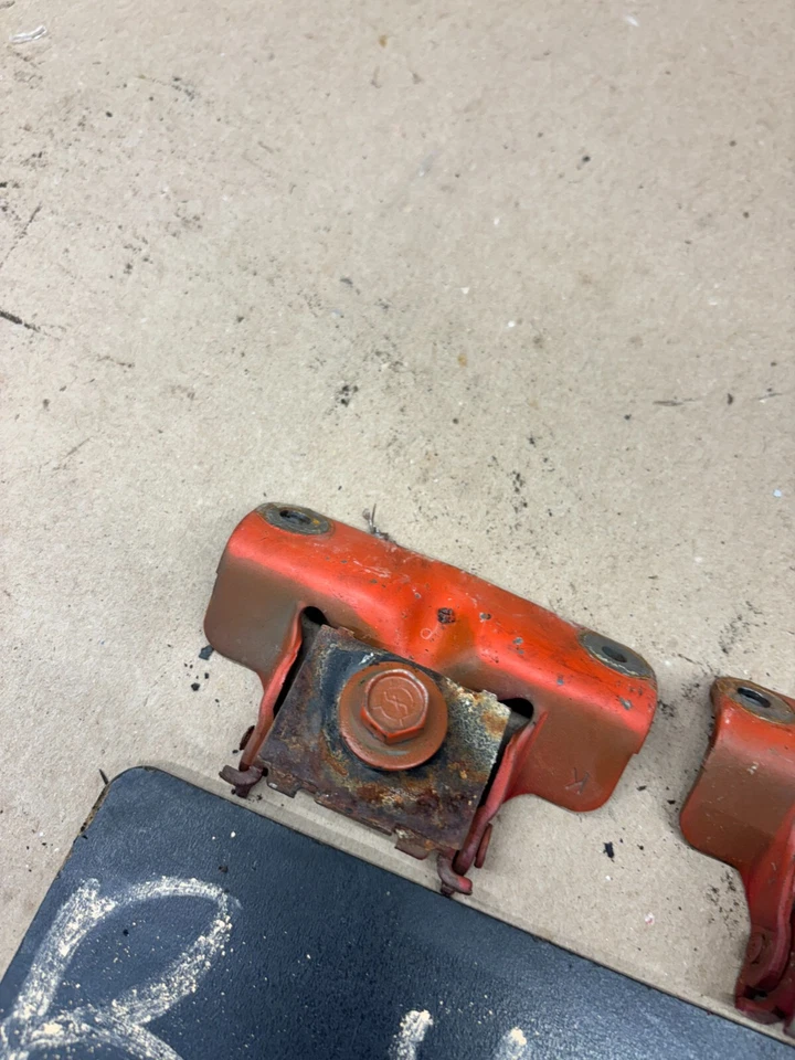 1979-1993 FORD MUSTANG MERCURY CAPRI HATCHBACK HATCH HINGES LINKAGE PAIR SET OEM - Image 4 of 4