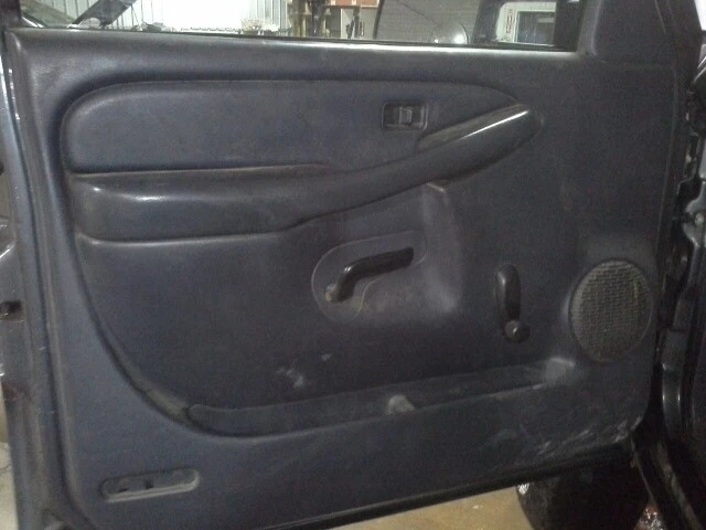 Espejo retrovisor interior usado se adapta a: Chevrolet Silverado 2500 2002 pickup grado Foto 3 de 4