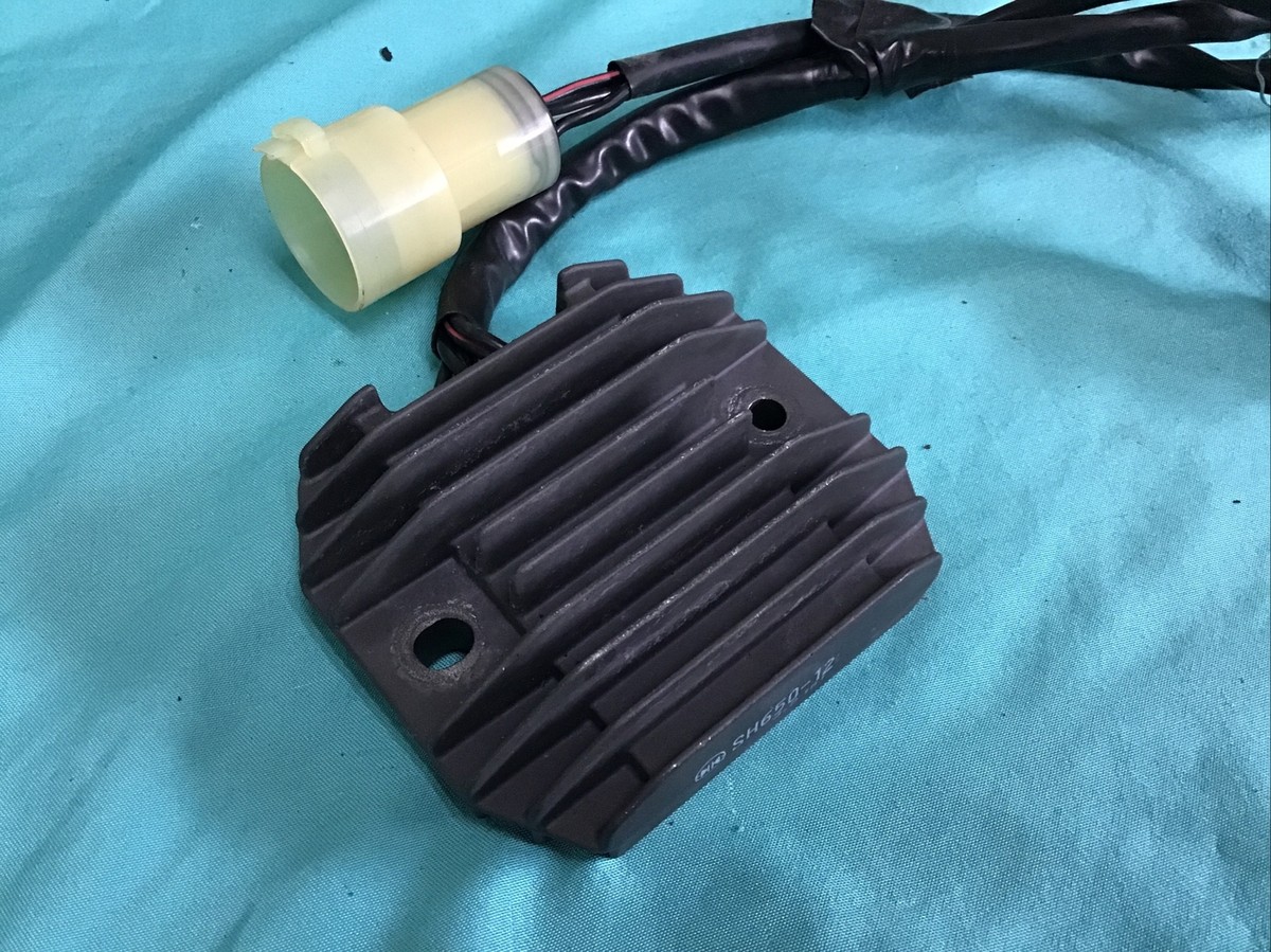 Aazon.co: Caltric Regulador Rectificador Copatible Con Kawasaki Zzr600 Zx600 2005 2006 2007 - Foto 11