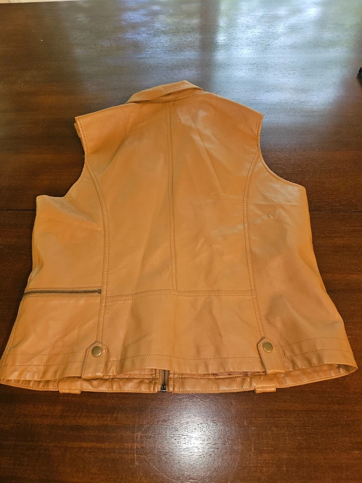 Baccini Womens Vest Faux Leather Tan Camel Zip Up Biker Size Large - Image 3 of 4