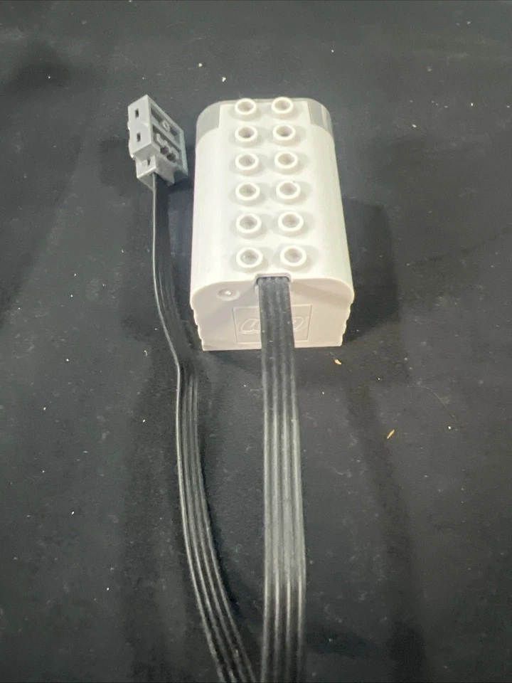 2 LEGO Power Functions E-Motor 9V With Gear Reduction Ratio 9.5 : 1 W9670-1, New - Image 4 of 4