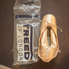 Freed Pointe Shoes New in plastic bag. Custom fit. Women Size 4 1/2 X L DV