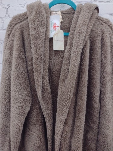 HEM & THREAD PLUSH FUZZY HOODED JACKET W/ POCKETS, ASH, One Size - Afbeelding 3 van 10