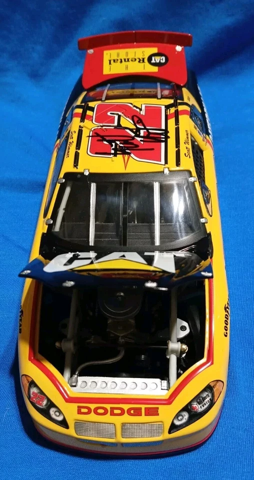 Signed Team Caliber Owner's Series 2004 Scott Wimmer CAT 22 Autographed 1/24 Car - Image 3 of 4