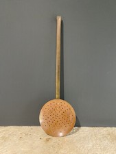 Ecumoire Ancien Riveté en