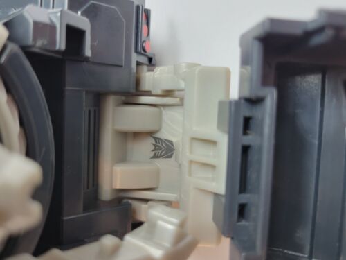 2008 Hasbro Transformers Devastator Cement Mixer Truck Robot parts missing T1 - Picture 6 of 10