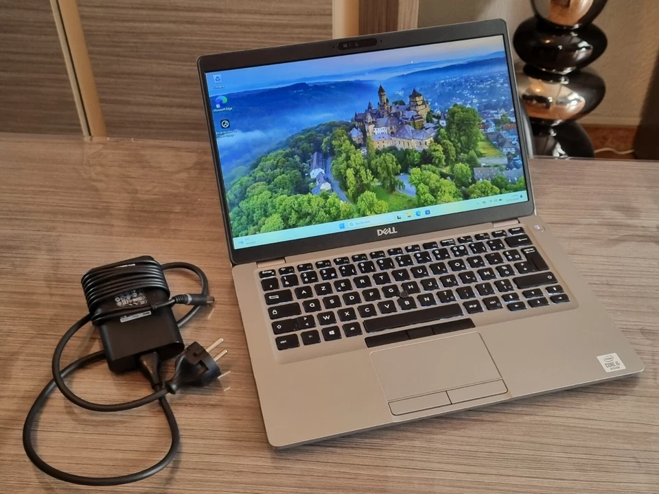Dell Latitude 5410 · i5-10210U · 8GB · 512GB, photo 1 sur 5