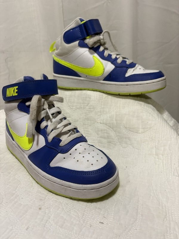 Nike High Top Sneakers Youth Size 4.5 White Blue Lace Up Athletic Every Day