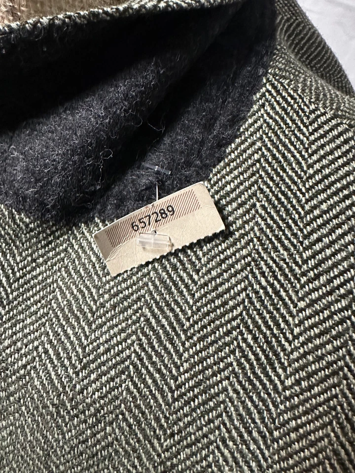 Paul Stuart Men's Green Herringbone Wool/Silk/Linen Sport Coat 44L - Image 4 of 4