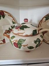 FRANCISCAN APPLE SOUP TUREEN WITH 3 FEET WITH LADLE-EXCELLENT