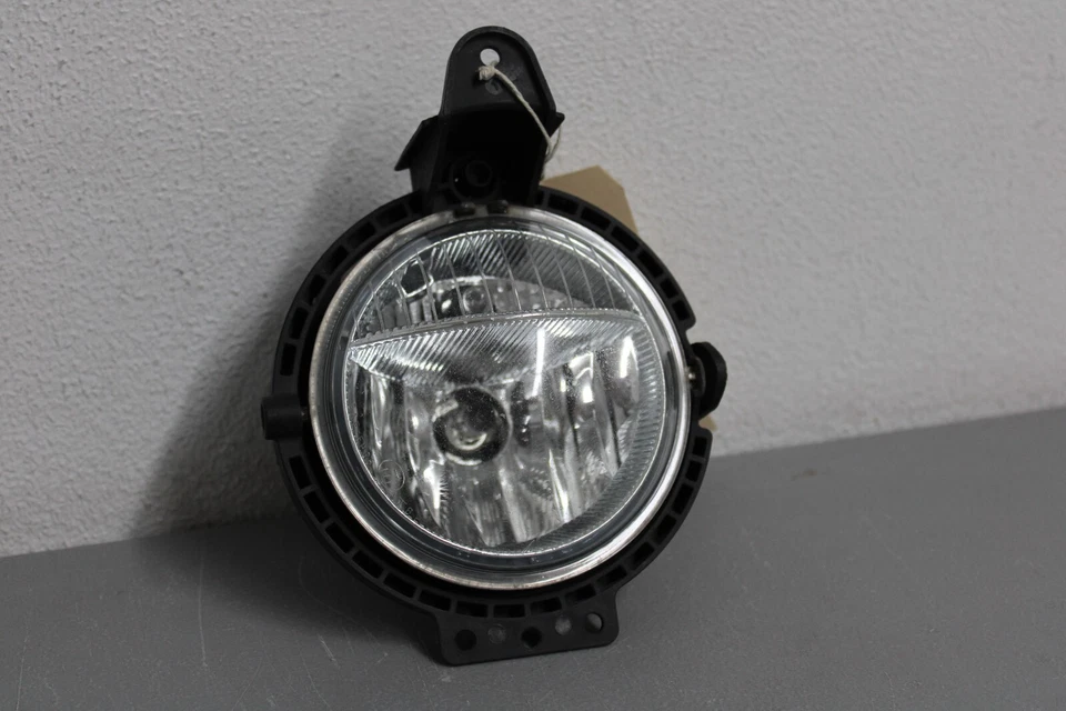 2007 2011 MINI COOPER R55 RIGHT OR LEFT SIDE FOG LIGHT Foto 2 de 4
