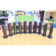 Scooter Daytona Handle Grip Fits For 7/8" Handle Bars Yamaha X-Max 300 Pink