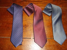 LOT OF 3 BLOOMINGDALES MEN'S STORE MEN'S 100 SILK TIE HARDLY WORN LOT 5
