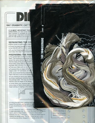 Dimensions No Count Cross Stitch Kit 3967 ""Dramatic Cat Trio"" Sellado - Imagen 2 de 2