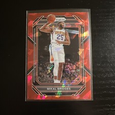 🏀2022-23 Prizm Basketball Mikal Bridges Red Cracked Ice #120 -Suns-