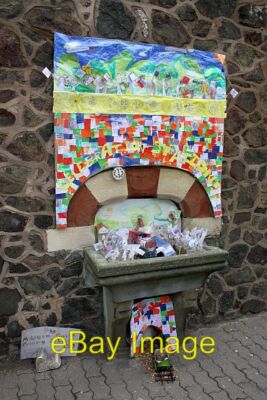 Foto 6x4 Der Bahnhofsbrunnen - Well Dressing 2010 - Feier toll M c2010