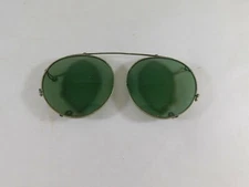 Vintage Clip-on Aviator Green Sunglasses Etched Rims Silver Tone  