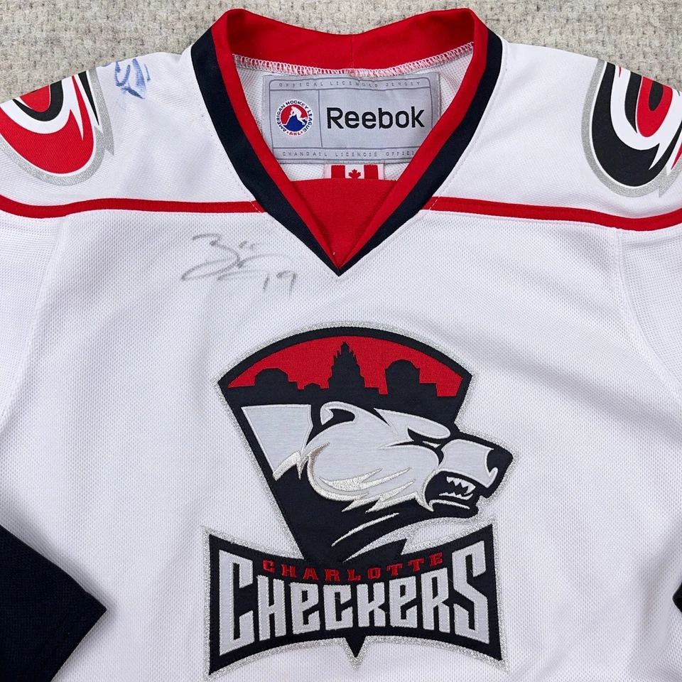Camiseta vintage Charlotte Checkers jóvenes niños pequeña blanca firmada autografiada Foto 4 de 4