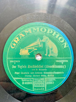 Paul Godwin with his artist ensemble ~ 78 rpm