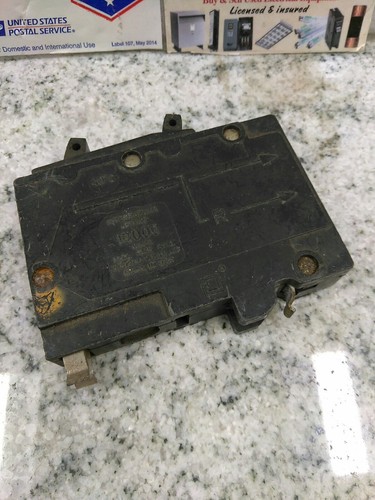 SQUARE D QOT1520 / 2 P/ 15 /20 A/ TWIN TANDEM TYPE QOT, SCREW IN/USE(33D3UP - Picture 8 of 11